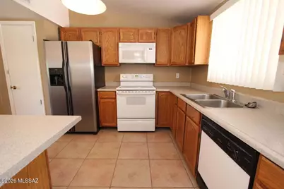 8851 E Shiloh Place, Tucson, AZ 85710 - Photo 3