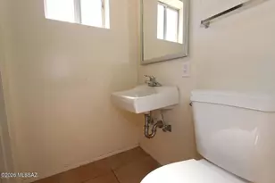 8851 E Shiloh Pl, Tucson, AZ 85710 - Photo 9