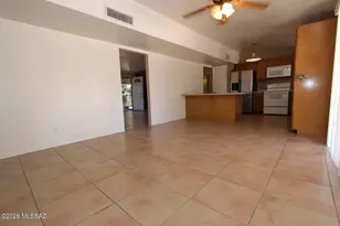 8851 E Shiloh Pl, Tucson, AZ 85710 - Photo 5