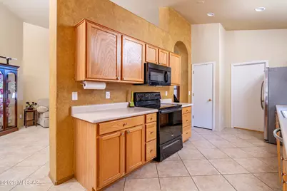 9012 E Marci Lynne Way, Tucson, AZ 85747 - Photo 7