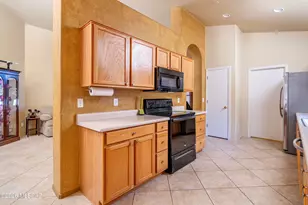 9012 E Marci Lynne Way, Tucson, AZ 85747 - Photo 7