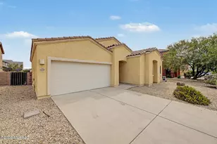 6358 E Koufax Ln, Tucson, AZ 85756 - Photo 3