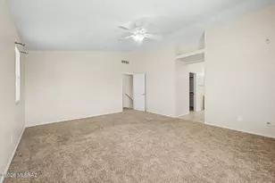 10136 E Axe Handle Ct, Tucson, AZ 85748 - Photo 15