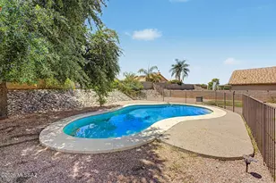 10136 E Axe Handle Ct, Tucson, AZ 85748 - Photo 3