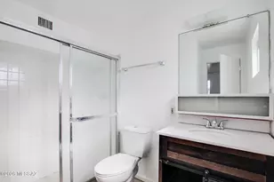 872 W Glenn St, Tucson, AZ 85705 - Photo 23