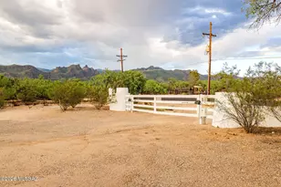 4101 N Bear Canyon Rd, Tucson, AZ 85749 - Photo 45