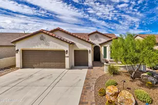 32882 S Hyrax Ln, Oracle, AZ 85623 - Photo 1
