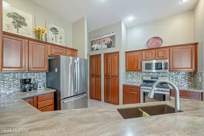 63786 E Desert Peak Drive, Saddlebrooke, AZ 85739 - Photo 13