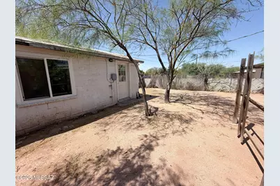 833 W Tipton Drive, Tucson, AZ 85705 - Photo 19