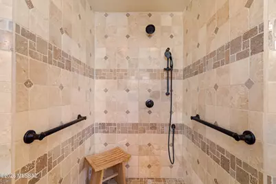 6415 N Camino Padre Isidoro, Tucson, AZ 85718 - Photo 31