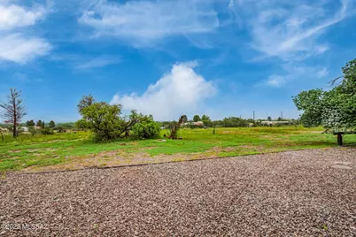 8943 S Emerald Lane, Hereford, AZ 85615 - Photo 41