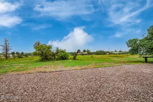8943 S Emerald Ln, Hereford, AZ 85615 - Photo 41