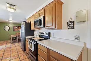 651 N Colette Cir, Tucson, AZ 85748 - Photo 13