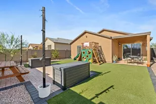 6373 S Ambarella Dr, Tucson, AZ 85756 - Photo 29