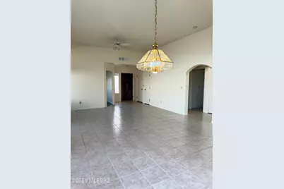 10410 E Passkey Drive, Tucson, AZ 85748 - Photo 9