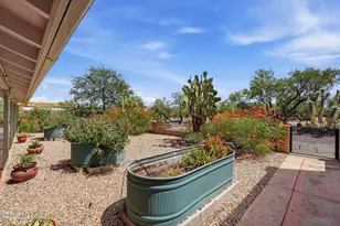 696 W Paseo Del Canto, Green Valley, AZ 85622 - Photo 13