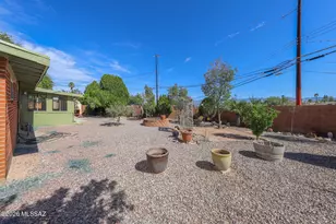7957 E 19th Pl, Tucson, AZ 85710 - Photo 23