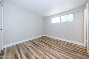 7957 E 19th Pl, Tucson, AZ 85710 - Photo 11