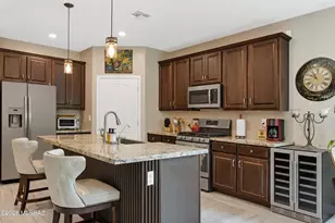 10003 N Fulbrook Way, Marana, AZ 85653 - Photo 9