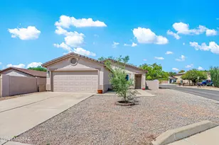 14660 S Majesty Palm Dr, Sahuarita, AZ 85629 - Photo 9