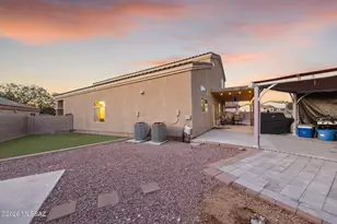 8229 W Melanitta Dr, Tucson, AZ 85757 - Photo 5