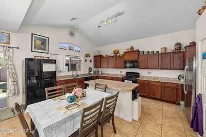 8229 W Melanitta Drive, Tucson, AZ 85757 - Photo 15