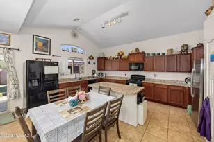 8229 W Melanitta Dr, Tucson, AZ 85757 - Photo 15