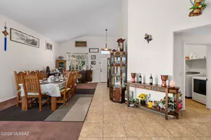 8229 W Melanitta Dr, Tucson, AZ 85757 - Photo 11