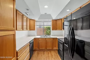 1569 E Prince Rd, Tucson, AZ 85719 - Photo 7