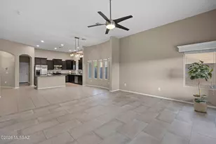9627 N Melandra Way, Marana, AZ 85653 - Photo 13