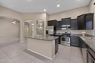9627 N Melandra Way, Marana, AZ 85653 - Photo 7