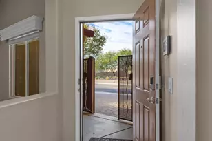 9627 N Melandra Way, Marana, AZ 85653 - Photo 5