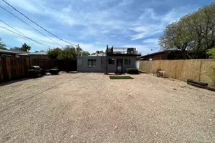 1909 E 8th St, Tucson, AZ 85719 - Photo 11