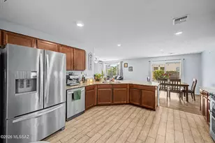 5122 S River Run Dr, Tucson, AZ 85746 - Photo 9