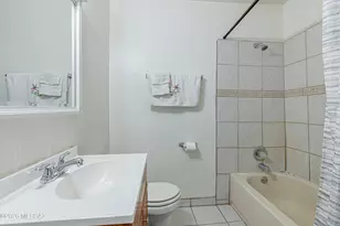 441 W Yucca Ct, Tucson, AZ 85704 - Photo 25