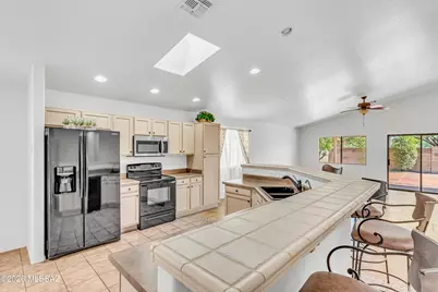 2776 W Medallion Drive, Tucson, AZ 85741 - Photo 19