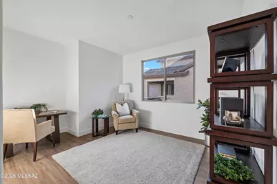 1533 E Dahlia Drive, Green Valley, AZ 85614 - Photo 9