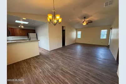 2501 S Pantano Parkway #1, Tucson, AZ 85710 - Photo 1