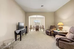 7277 W Brubeck Ct, Tucson, AZ 85743 - Photo 9