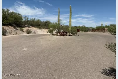 1386 N Enclave Place #2, Tucson, AZ 85745 - Photo 3