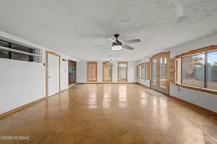 7114 E Sylvane Dr, Tucson, AZ 85710 - Photo 7