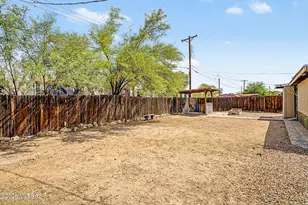 725 E McMillan Dr, Tucson, AZ 85719 - Photo 29