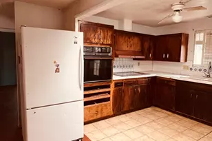 2050 W Amy Dr, Tucson, AZ 85705 - Photo 7