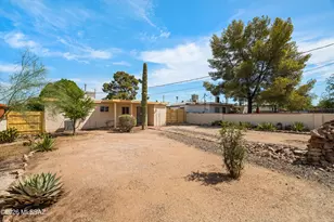 4638 E 14th St, Tucson, AZ 85711 - Photo 23