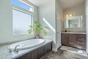 16550 W Ocean Front Dr, Marana, AZ 85653 - Photo 21