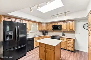 14 Calcite Dr, Tucson, AZ 85745 - Photo 11