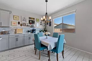 9789 E Miller Peak Trl, Tucson, AZ 85747 - Photo 9