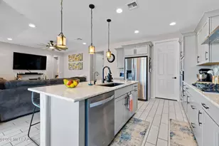 9789 E Miller Peak Trl, Tucson, AZ 85747 - Photo 13
