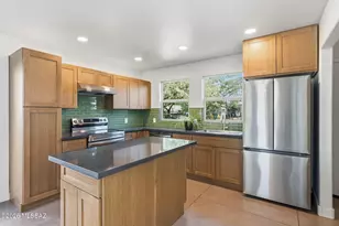822 W Green St, Tucson, AZ 85745 - Photo 9