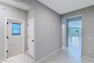 11777 N Silverscape Dr, Tucson, AZ 85737 - Photo 13